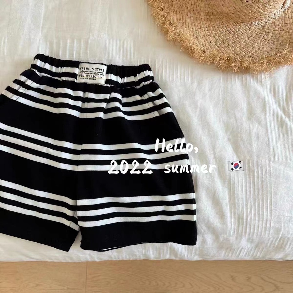 Quần Short Kẻ Sọc Đáng Yêu Cho Bé