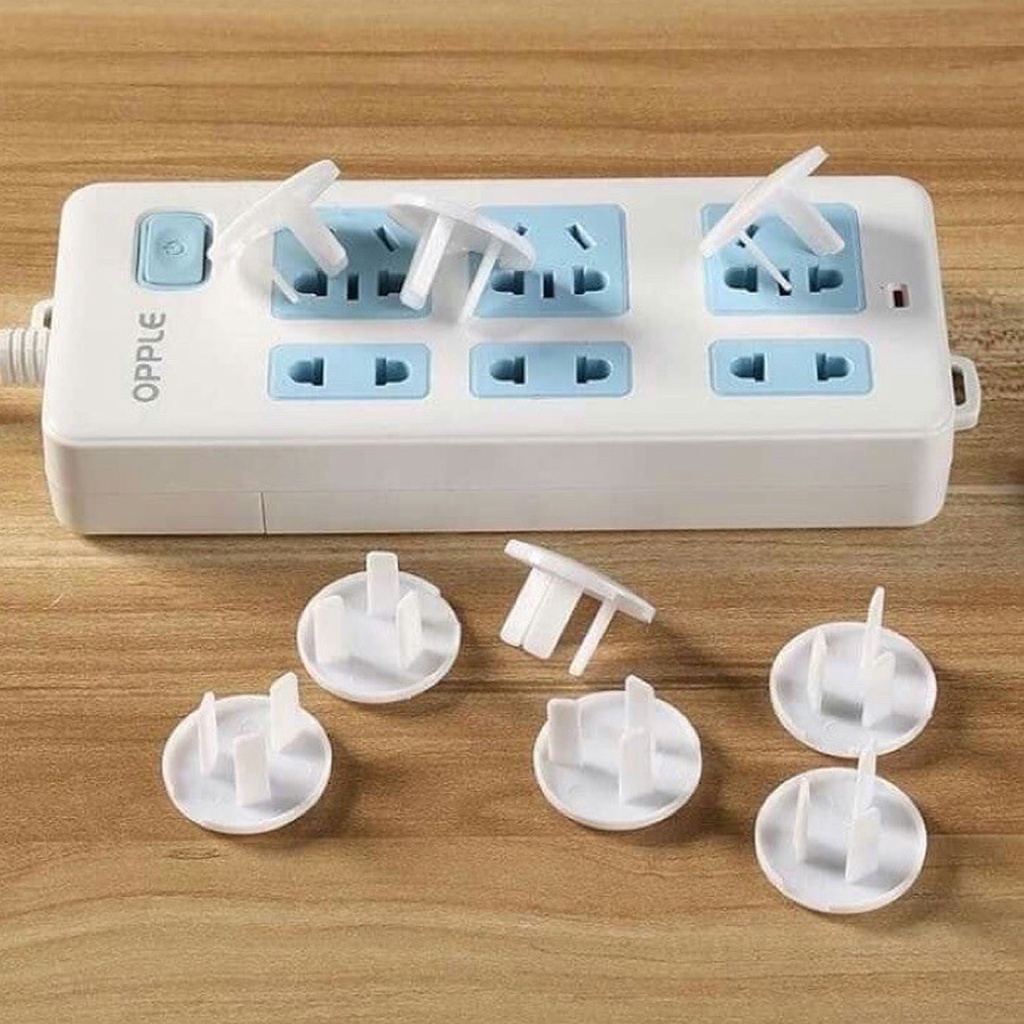 Nút bịt ổ điện 2 chân - Chống giật, nhỏ gọn chắc chắn, bảo vệ an toàn cho bé.