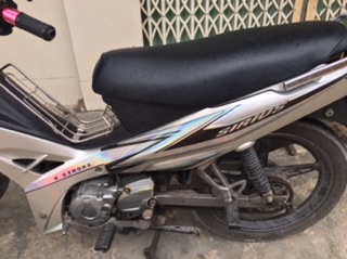 Tem sirius 110 bạc crom