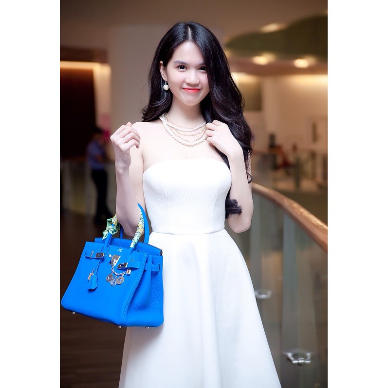 ĐẦM CÚP NGỰC FORM XÒE