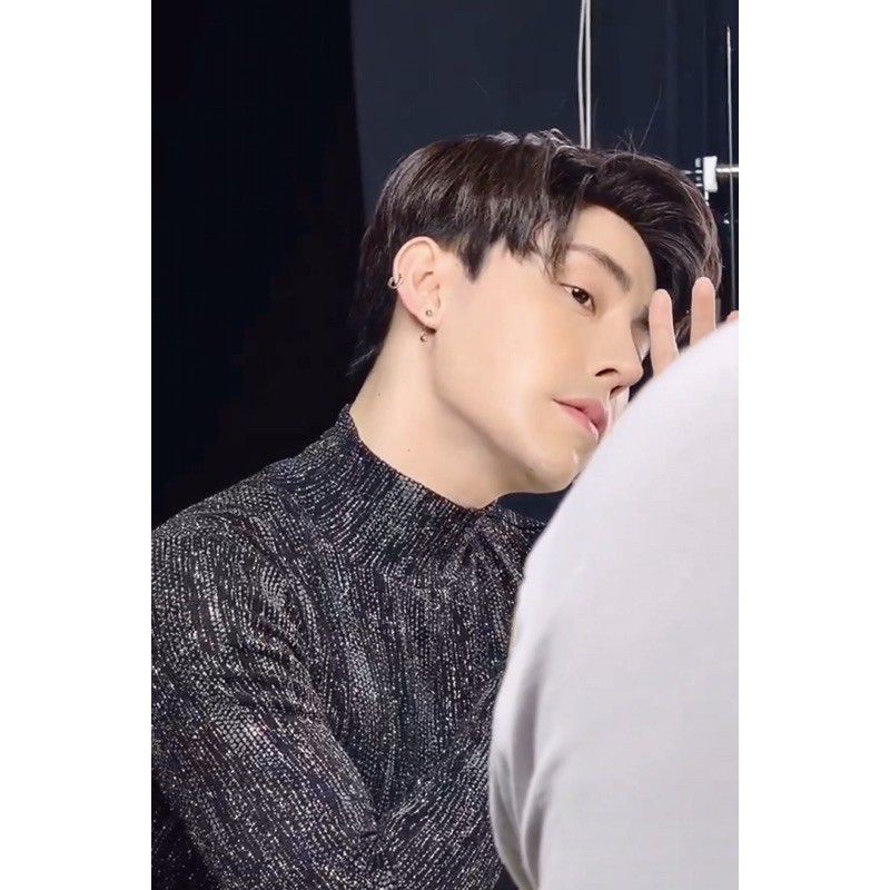 áo thun kim sa dài tay hot | BigBuy360 - bigbuy360.vn