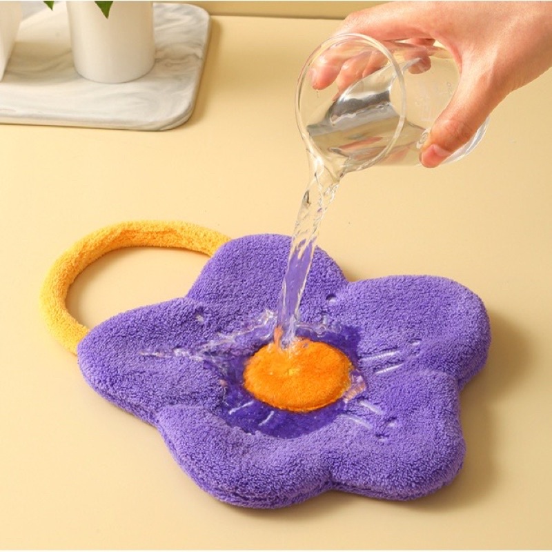 Khăn lau tay bông hoa  Sz 27x20cm Có túi zip xịn xò