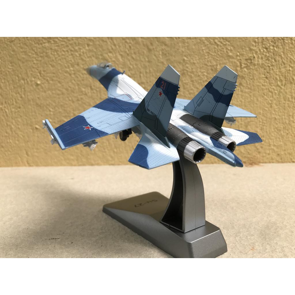 Mô hình Máy bay Sukhoi SU-27 - 1:100