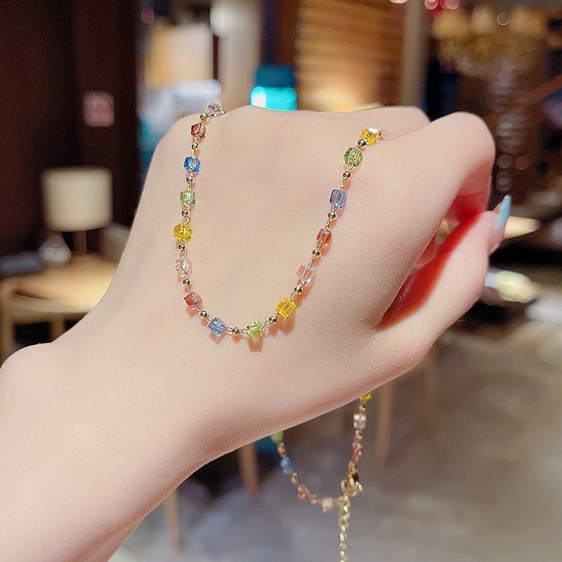Dây Chuyền Mặt Vuông Năm Màu Sắc Đính Pha Lê Thời Trang Cho Nữ