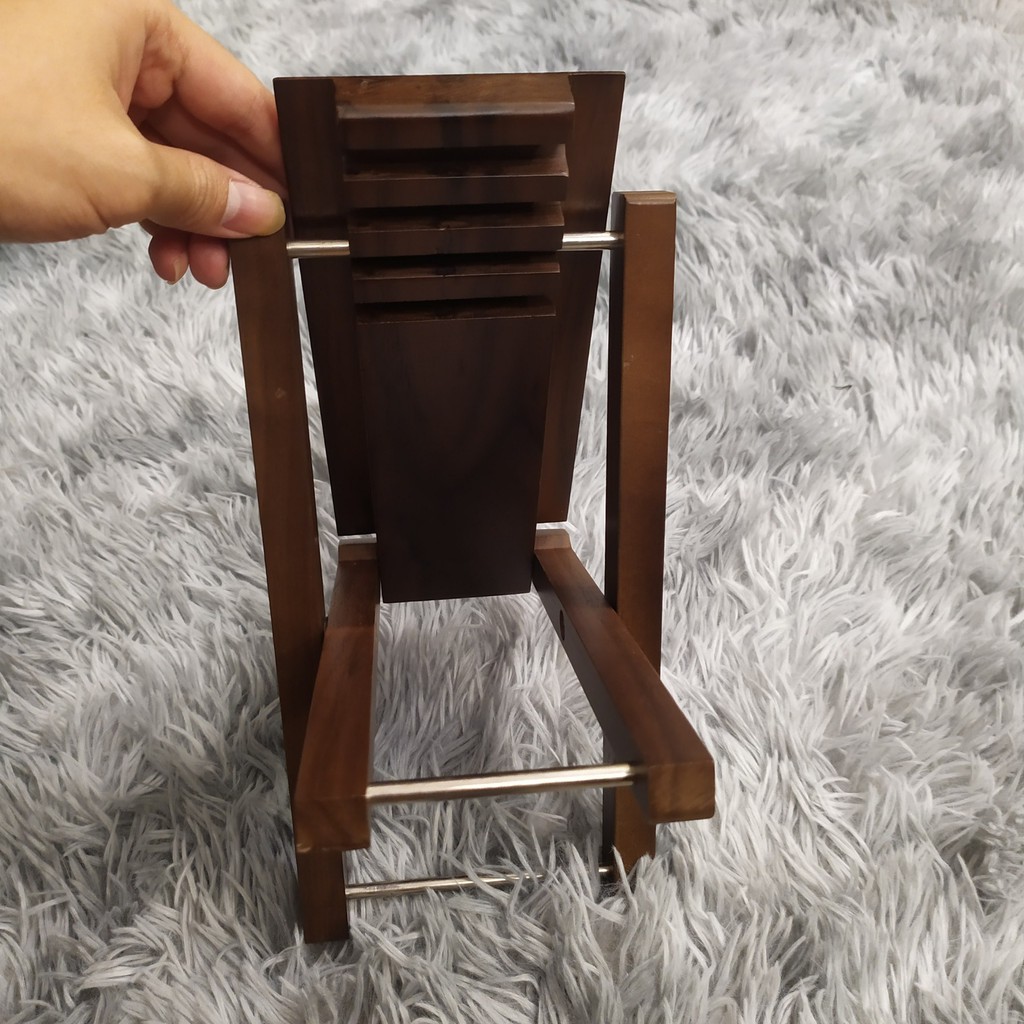 Giá kê chân chơi guitar bằng gỗ gụ nguyên khối bản to siêu đẹp