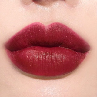 Set Son Hold live Pro lipstick