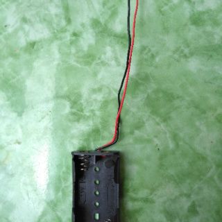 2 đế pin AA
