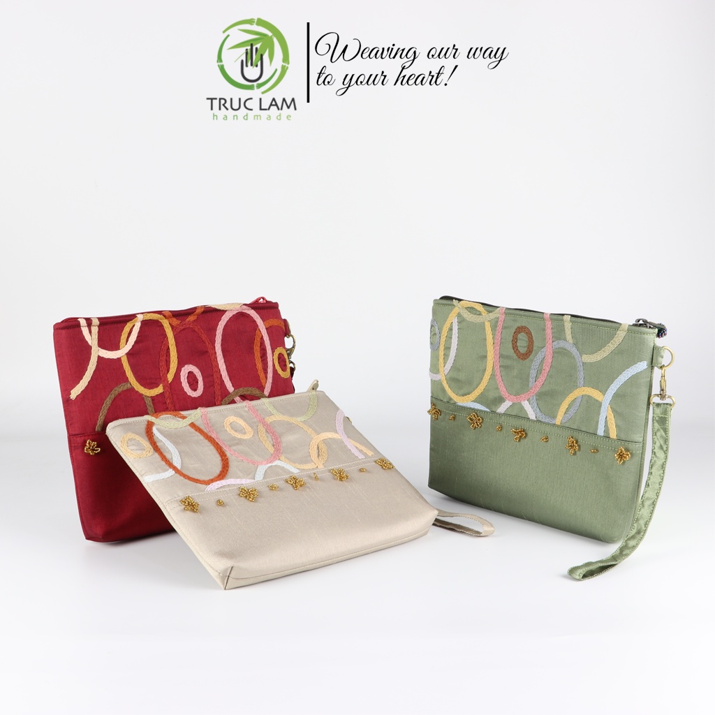 Ví Cầm Tay Đựng Ipad Clutch Vải Tafta Thêu Móc Xích Hạt Cườm Thủ Công Cỡ Bé - Trúc Lâm Handmade.