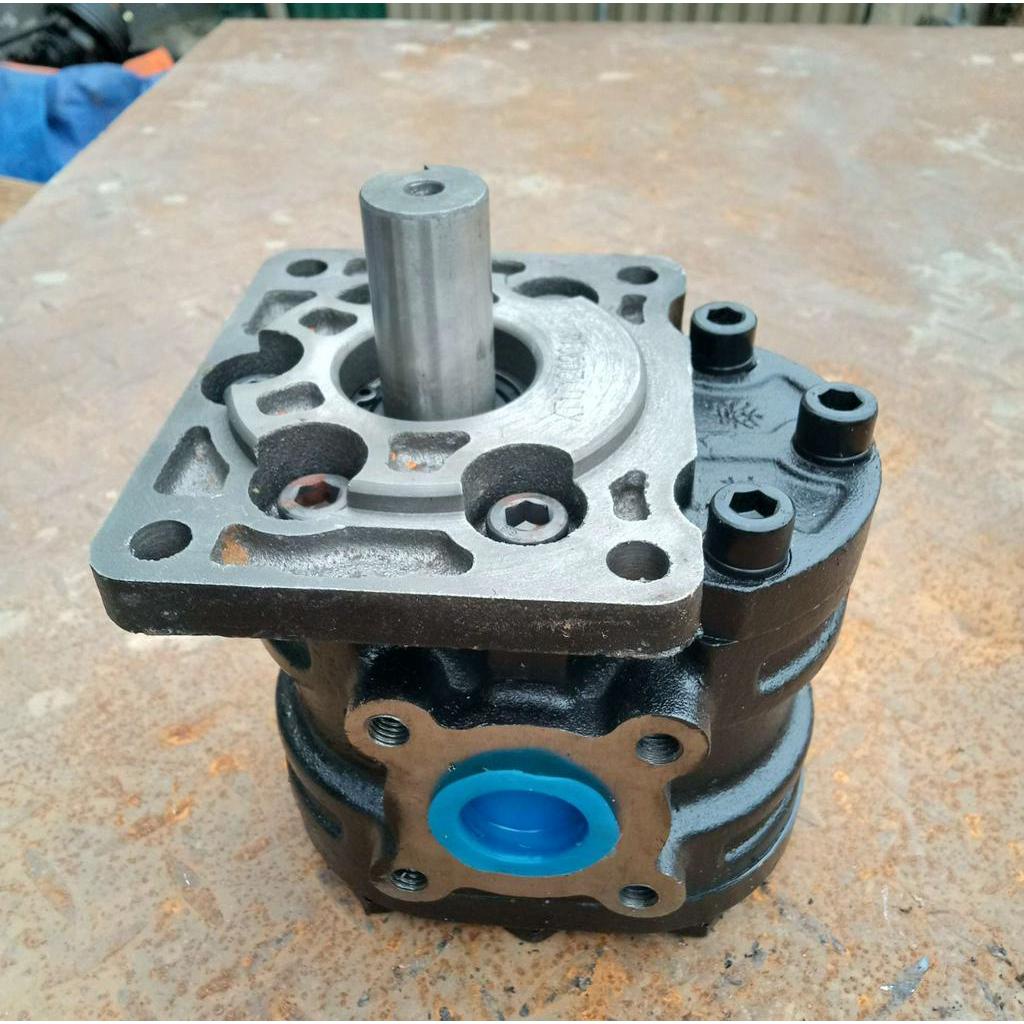 Bơm ben / bơm thủy lực xe ben 3.5-4.5 tấn. Mã E550, Ca vét, quay phải  hoặc trái, 2 lỗ dầu bên F24xF30.