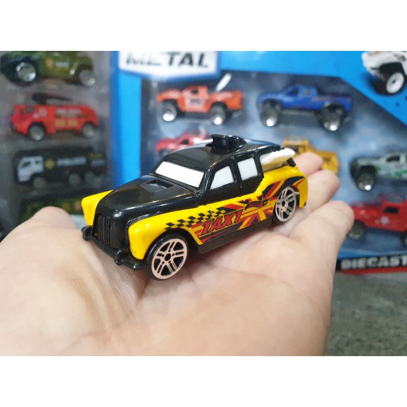 XE MÔ HÌNH ĐÒNG GIÁ 25K - MÃ : 1605-3 - Mẫu Xe Ô Tô Taxi Vàng Chạy Trớn Hộp 20c Nhiều Mẫu Tách Lẻ Size Mini _18