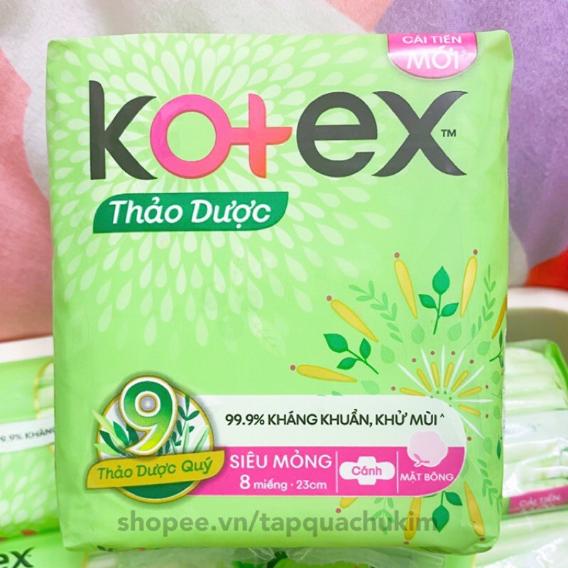 Băng vệ sinh KOTEX thảo dược 23CM mặt bông siêu mỏng có cánh / không cánh (8 MIẾNG)