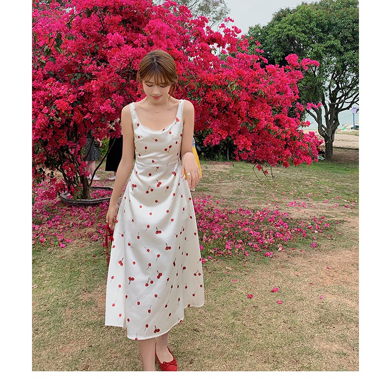 Đầm trắng in hình cherry cổ đính đá trẻ trung nữ tính