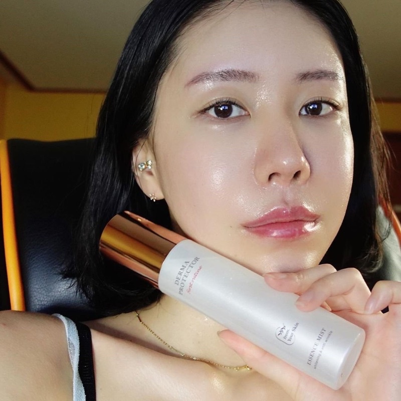 Xịt Khoáng Mờ Nám Dưỡng Da Căng Bóng Derma Protector Essence Mist 120ml FROM YOUR SKIN