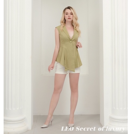 Áo Vest xanh cốm kèm quần short trẻ trung kiểu dáng mới lạ - THIẾT KẾ CAO CẤP | BigBuy360 - bigbuy360.vn