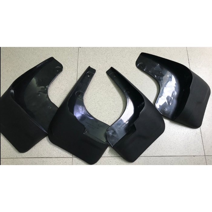 Bộ chắn bùn  Toyota Innova 2016 - 2021. Hàng chất lượng tốt