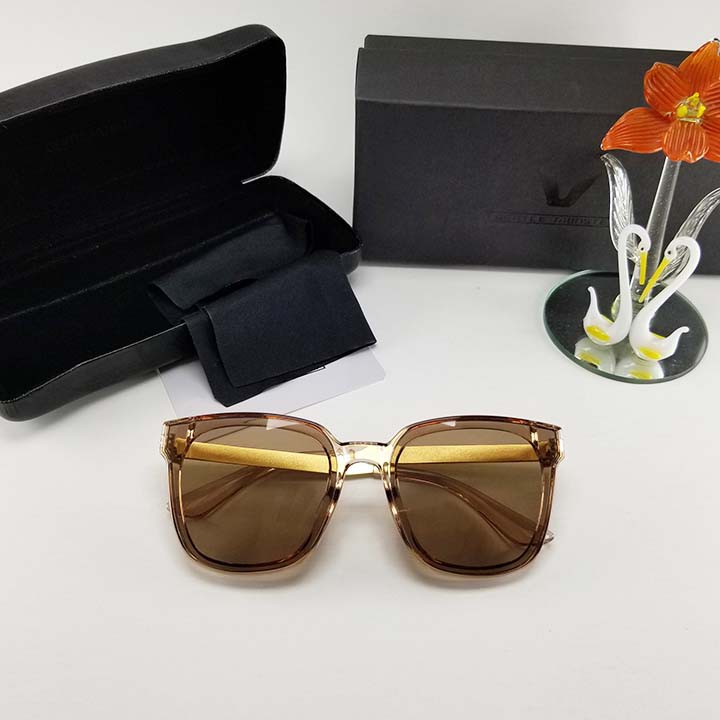 Kính mát nữ thời trang màu nâu và đen 6035, gọng kim loại nhẹ ôm mặt (Giá sỉ) | BigBuy360 - bigbuy360.vn