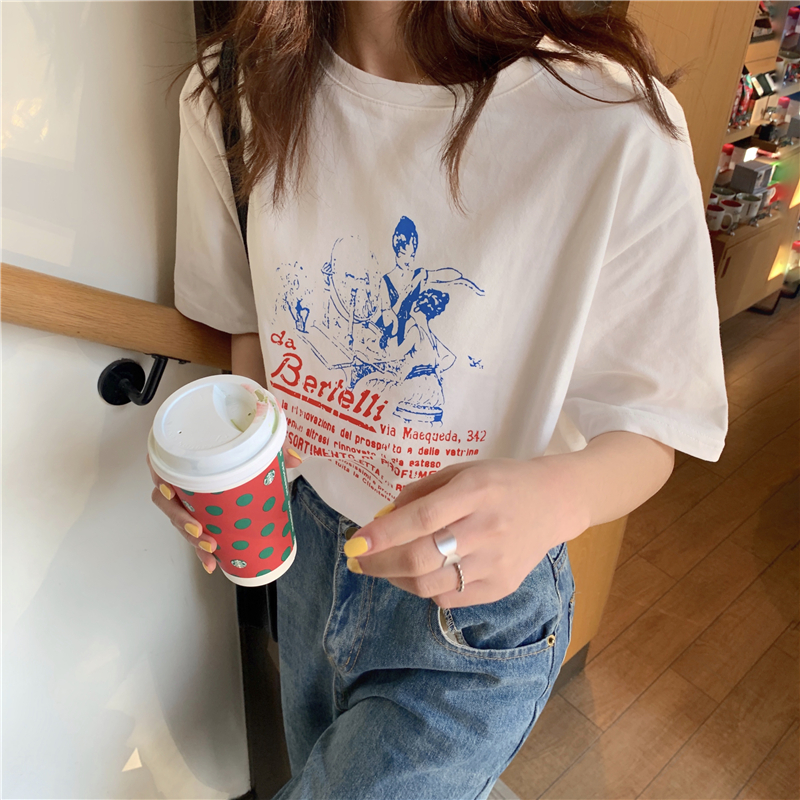 Áo thun tay ngắn dáng rộng phong cách sành điệu cho nữ