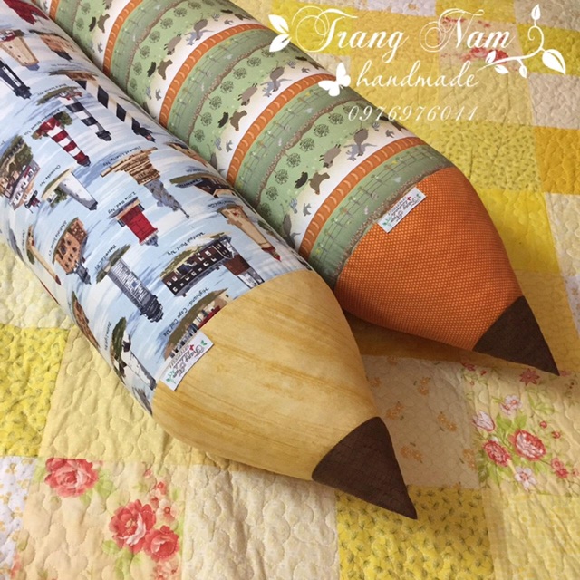 Gối ôm bút chì Trang Nam Handmade dài 112cm, đường kính 34cm