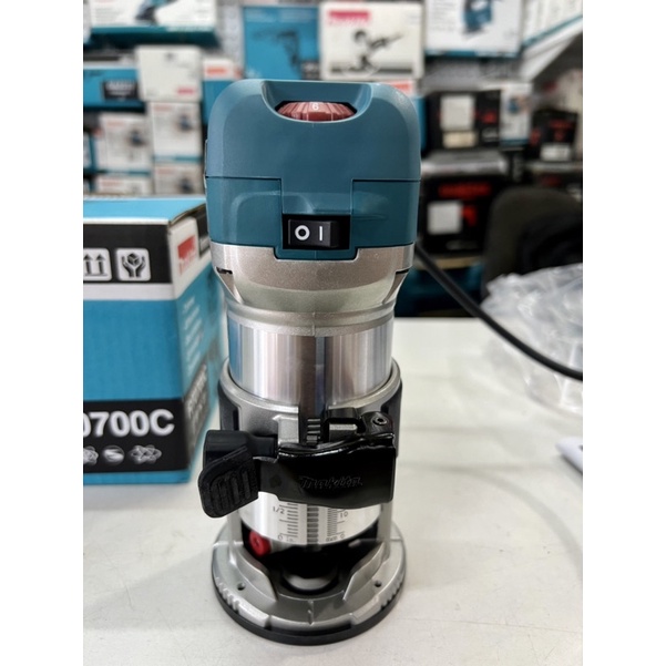 Máy đánh cạnh cầm tay bằng điện Makita RT0700C