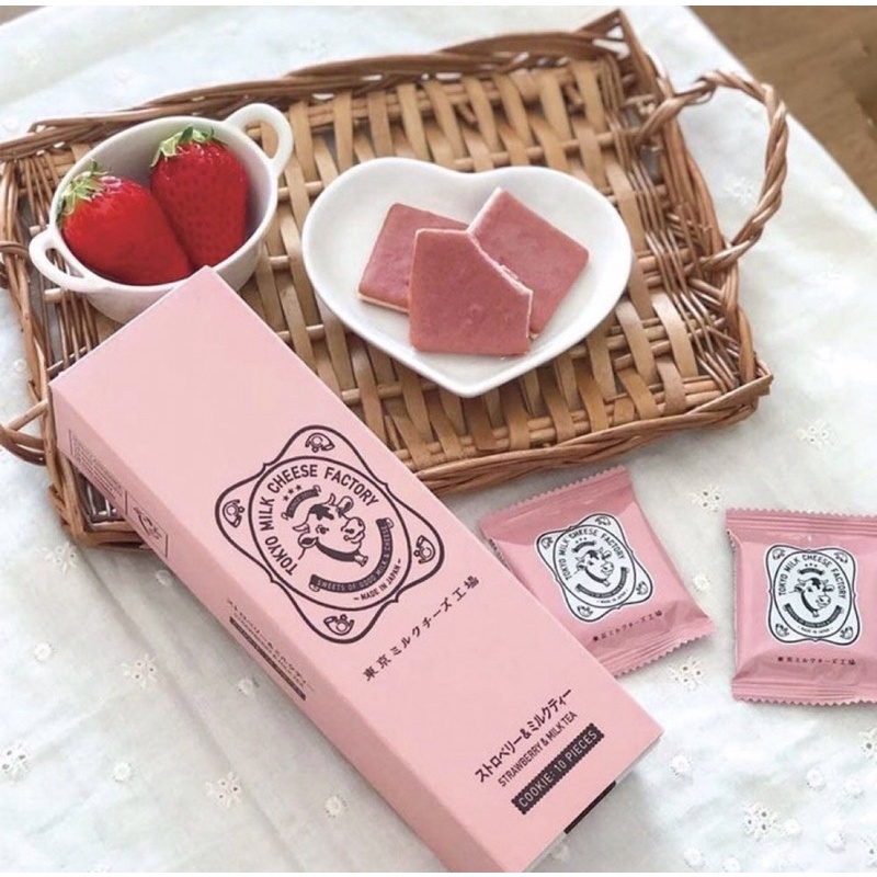 🍓 𝐁𝐀́𝐍𝐇 𝐓𝐎𝐊𝐘𝐎 𝐌𝐈𝐋𝐊 𝐂𝐇𝐄𝐄𝐒𝐄 𝐒𝐓𝐑𝐀𝐖𝐁𝐄𝐑𝐑𝐘 𝐌𝐈𝐋𝐊𝐓𝐄𝐀 🍓