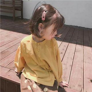 Sơ mi vàng bé gái- cá vàng