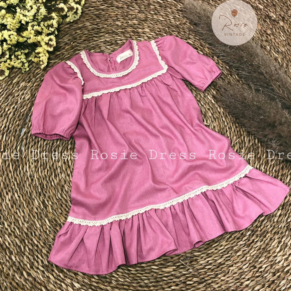 Váy Linen hồng viền ren ROSIE V17, chất vải tự nhiên 100% thấm hút mồ hôi cực tốt cho bé gái từ 9 - 36kg
