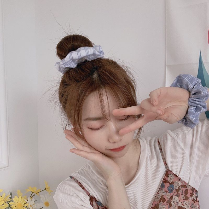 Dây buộc tóc scrunchies kẻ caro xanh xinh xắn cho nữ