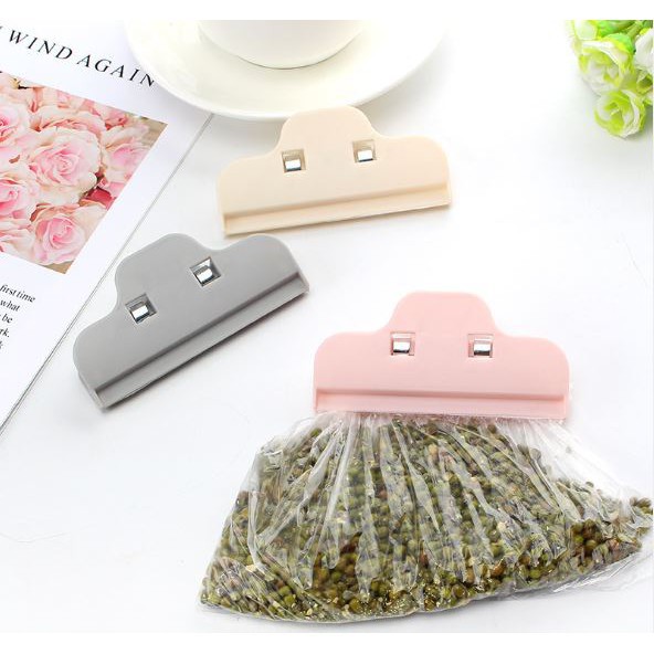 Dụng cụ kẹp miệng túi đựng thực phẩm