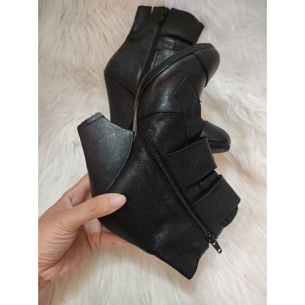 Bốt da thật size 36,5-37 mỏng