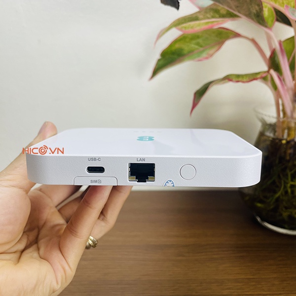 Bộ Phát Wifi Cầm Tay 5G Alcatel 5GEE QTAD52E Tốc Độ 2.33Gb Pin 6460Mah, Hỗ Trợ Băng Tần Kép Kèm cổng LAN, Kết Nối 64User