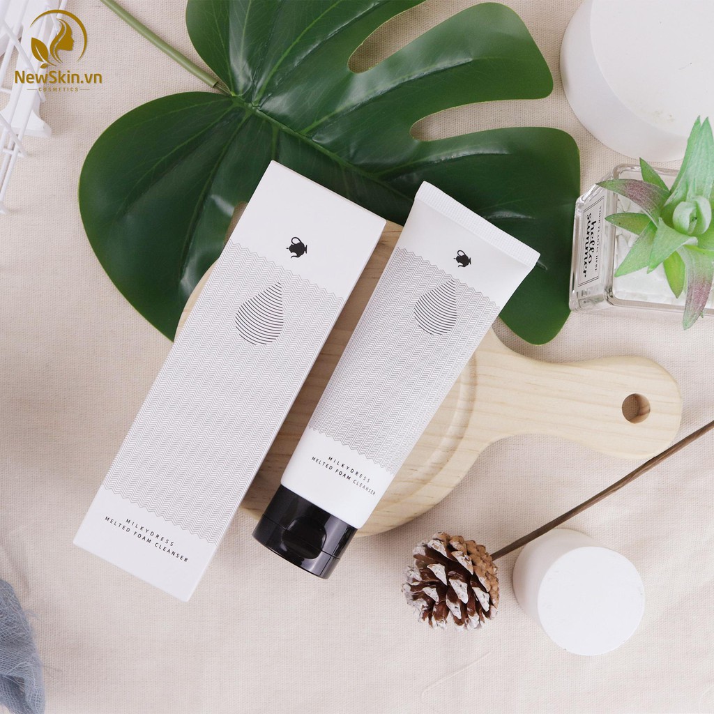 Sữa Rửa Mặt Dưỡng Ẩm Cho Da Khô Milky Dress Melted Foam Cleanser