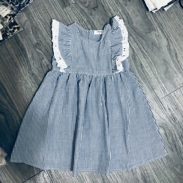 Váy kẻ next xuất dư