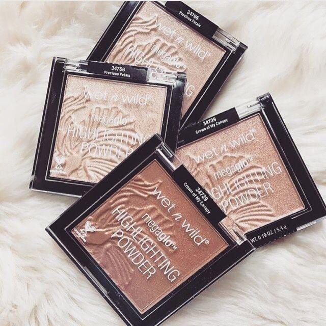 Phấn bắt sáng Wet n Wild MegaGlo Highlighting Powder