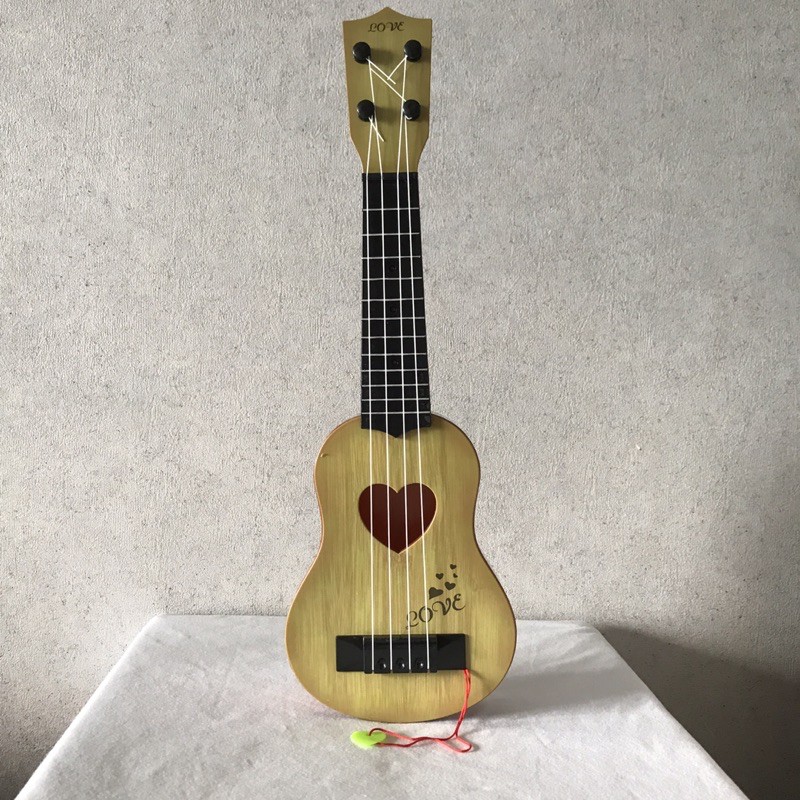 Ukulele Love dễ thương cho bé tập chơi