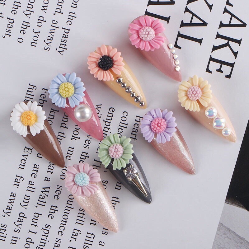2 charm hoa cúc trang trí móng - phụ kiện nail