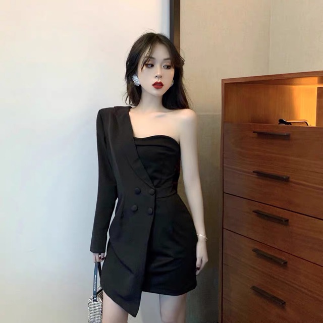 Đầm một vai kiểu vest