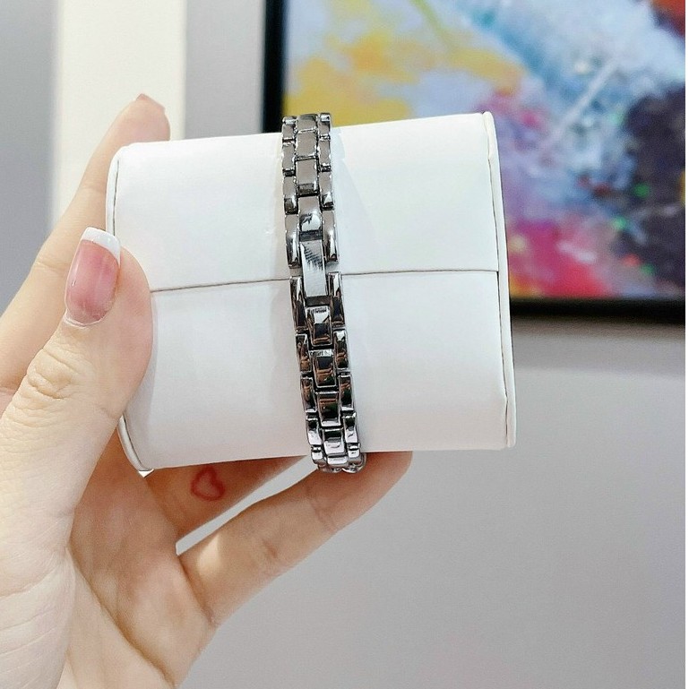 Hàng Cao Cấp -  Đồng hồ nữ KIMOMO 2831 mặt tròn đính đá - Hàng Nhật chính hãng