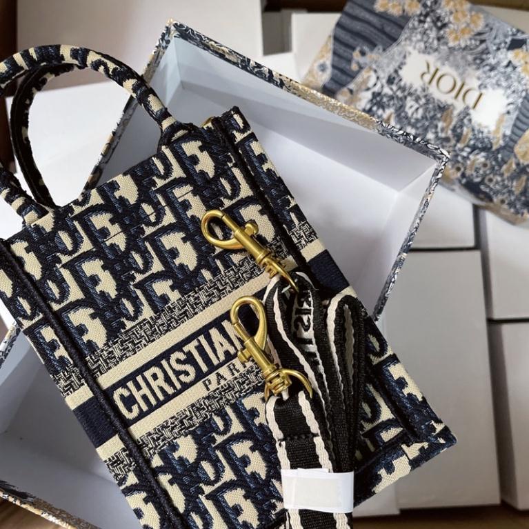 Túi đi ô thổ cẩm dáng đứng size  kèm dây đeo chéo + khăn + hộp hàng cao cấp