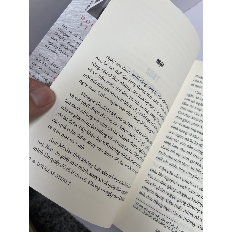 Sách- SHUGGIE BAIN - CHIẾC LINH HỒN NHỎ  –The 2020 Booker Prize – Douglas Stuart – Trần Quốc Tân dịch