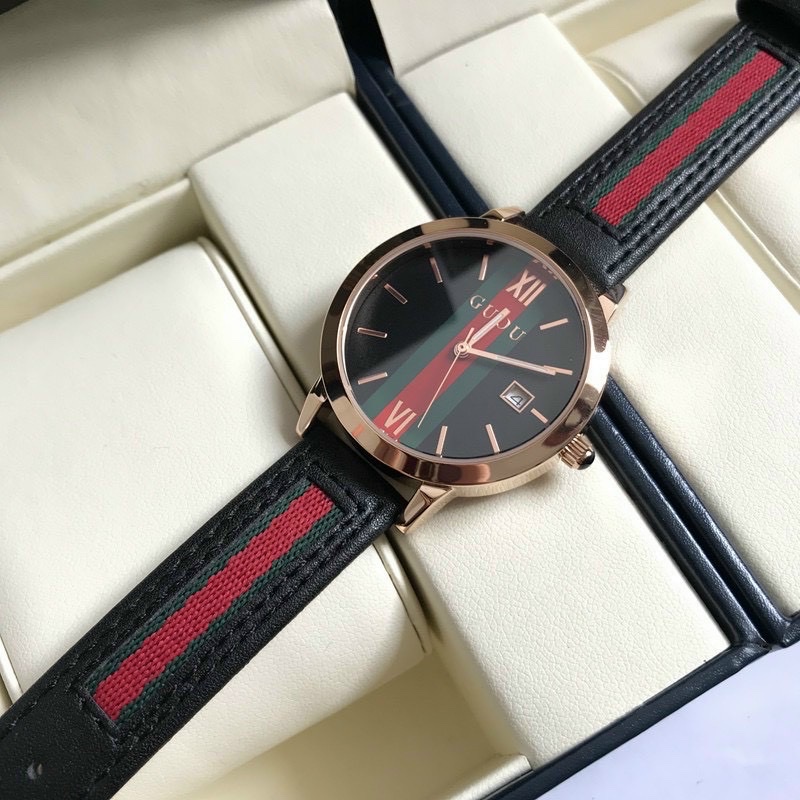 Đồng hồ Nữ GUCCI Size 34mm, mặt tròn, dây da bền màu