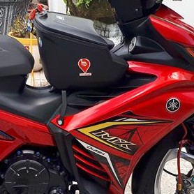 Bộ Pass (Kit) Thùng Giữa Givi Cho Xe Exciter135 2011-2014 (Y135LC)