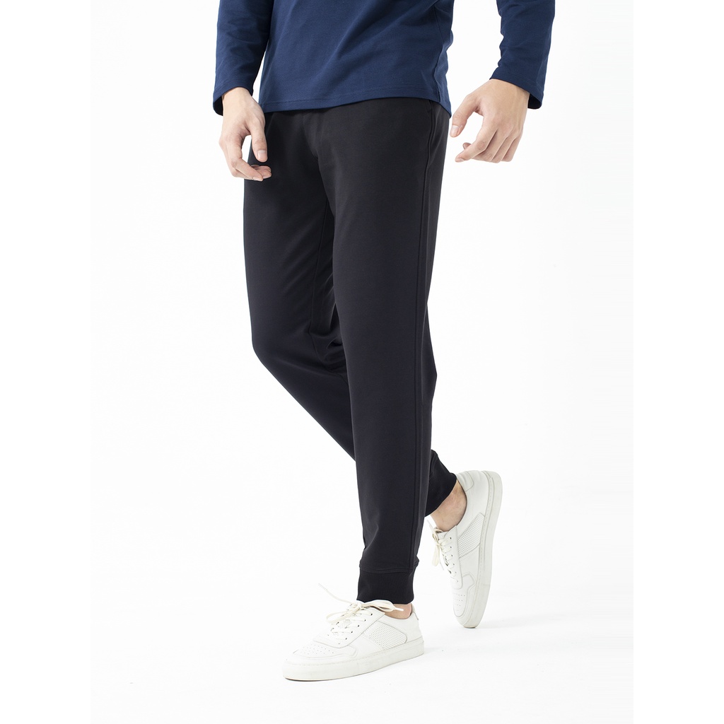 Quần Jogger nam quần thun dài thể thao Aristino APAR01 dáng suông nhẹ cạp chun bo gấu chất cotton giữ ấm khi ở nhà