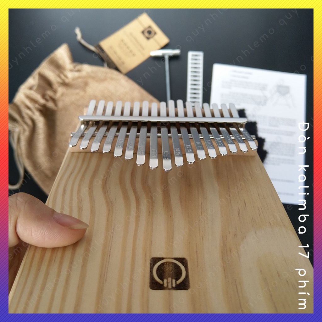 Đàn kalimba 17 phím hình chữ nhật khắc logo QUYNHLEMO, đàn piano ngón tay cái gỗ thông tấm nguyên khối tặng đủ phụ kiện