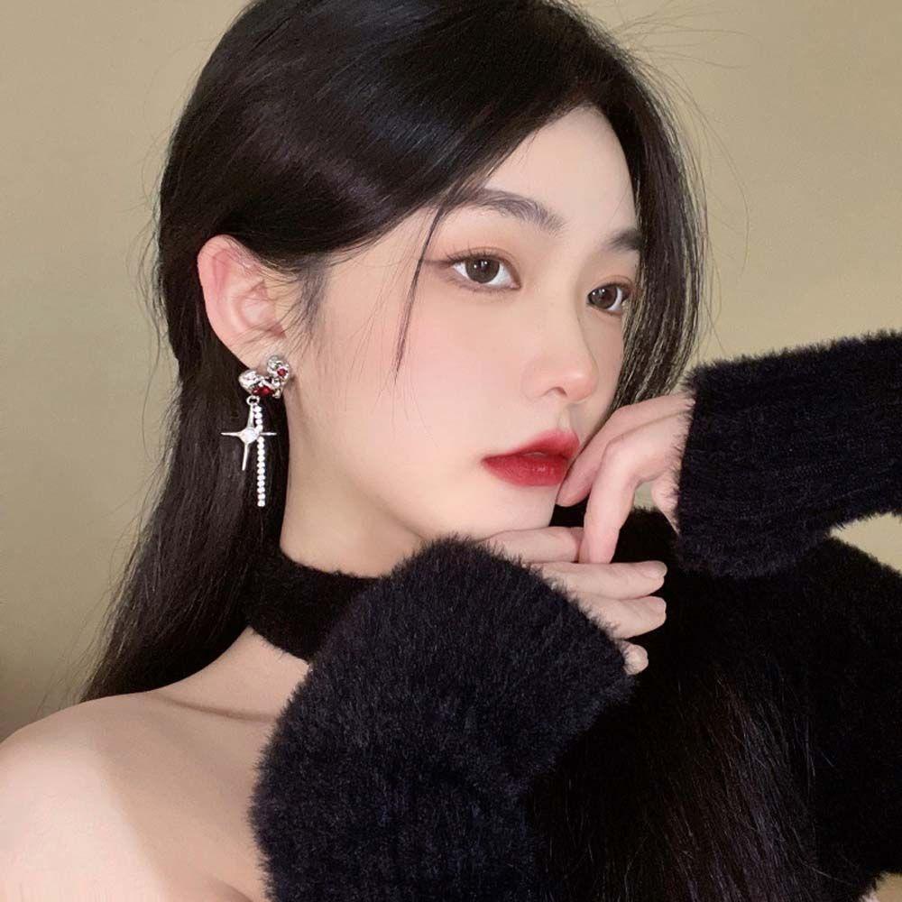 QQMALL Khuyên Tai Chuỗi Hình Thánh Giá Đính Đá Đỏ