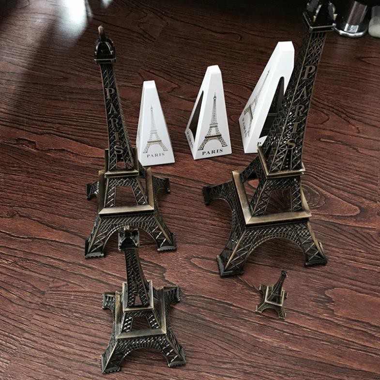 Mô hình tháp Eiffel bằng kim loại cổ điển trang trí