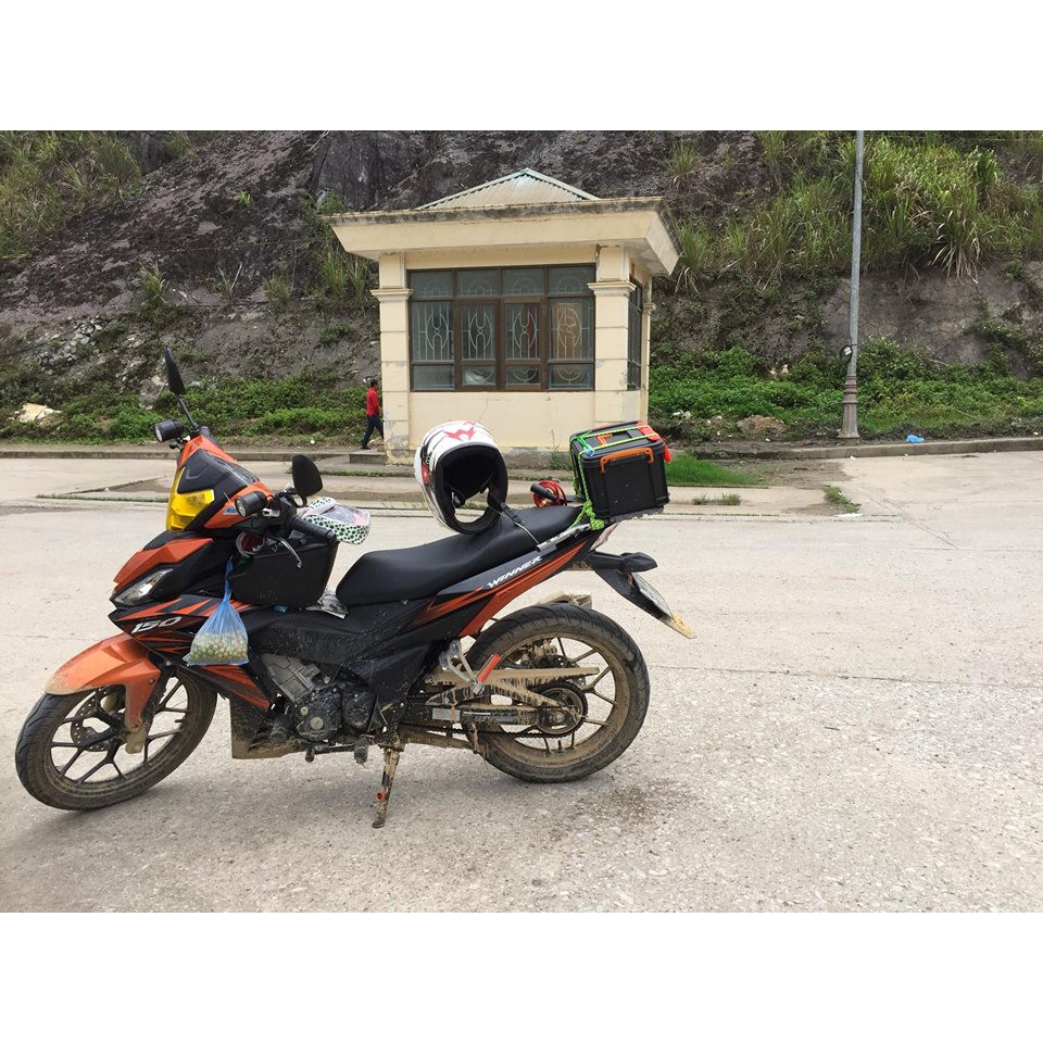 Khóa mũ bảo hiểm