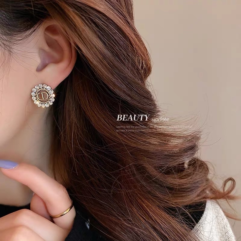 Bông tai xi mạ vintage sang trọng cổ điển