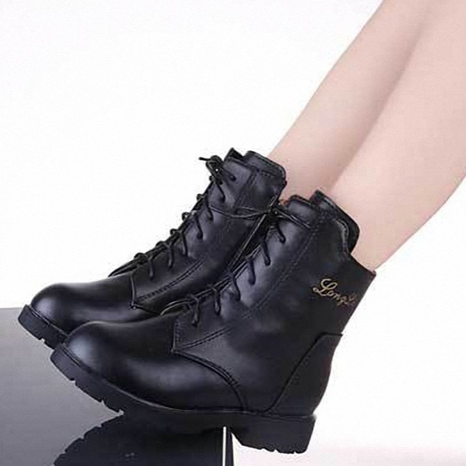 Giày Boot cao cổ cho bé gái phong cách hàn quốc - B010DE
