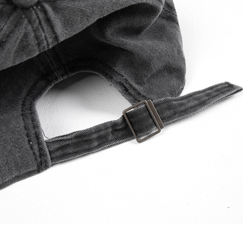 Nón Lưỡi Trai Thêu Chữ Cá Tính Sành Điệu