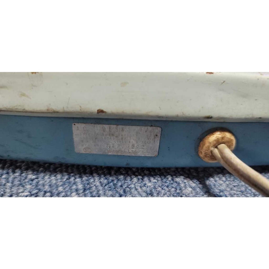 Quạt nội địa Nhật Hitachi cánh 30cm toàn thân sắt giá 2tr